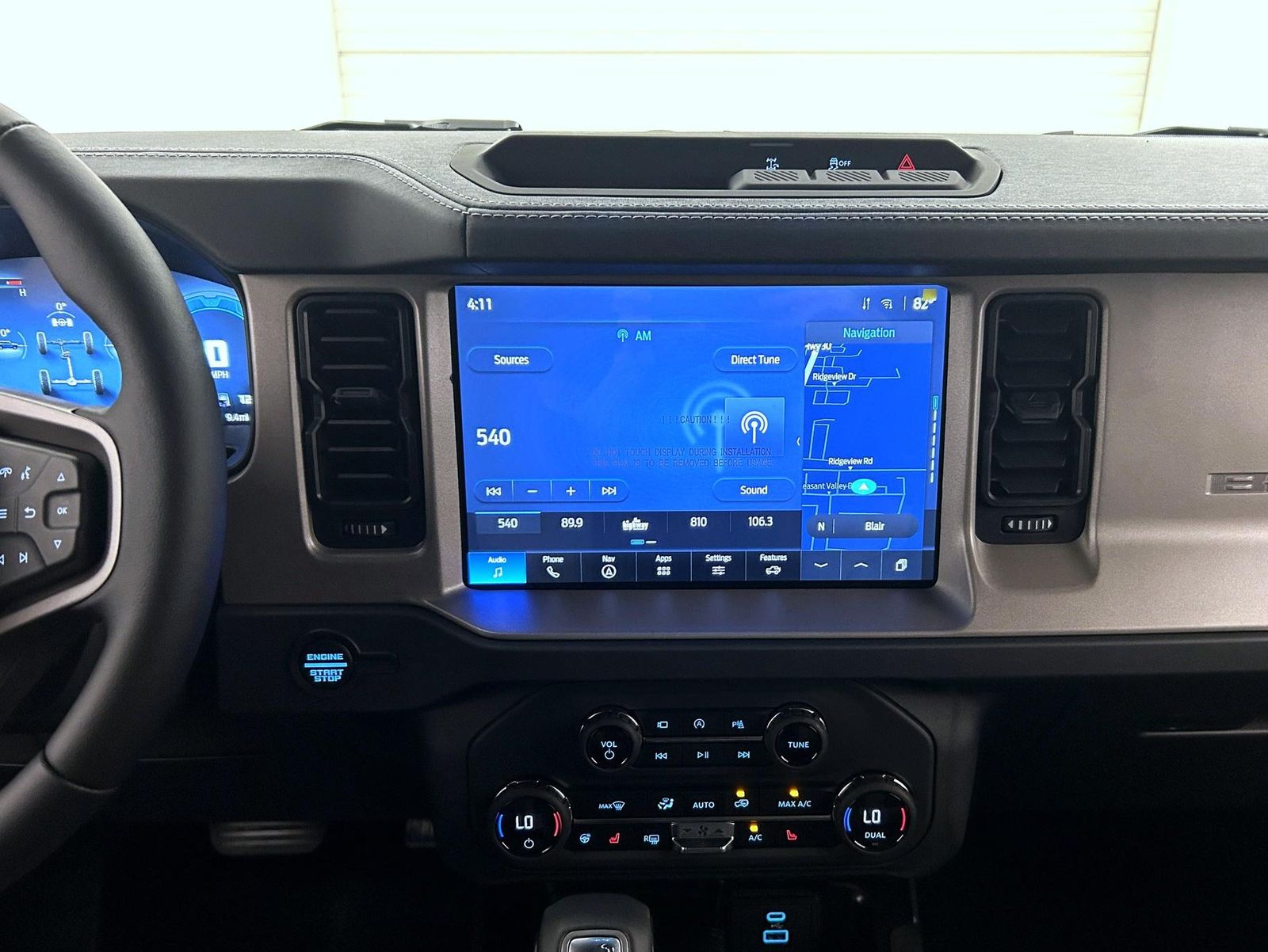 2025 Ford Bronco Outer Banks photo 12