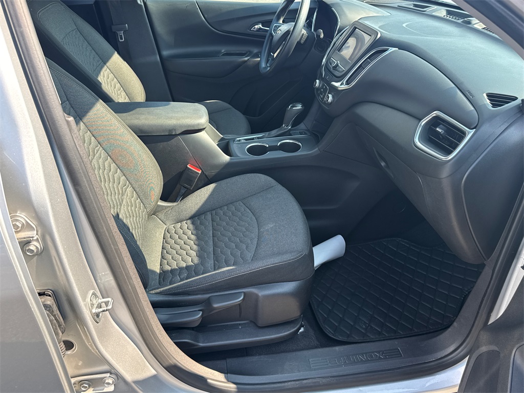 2021 Chevrolet Equinox LT photo 12