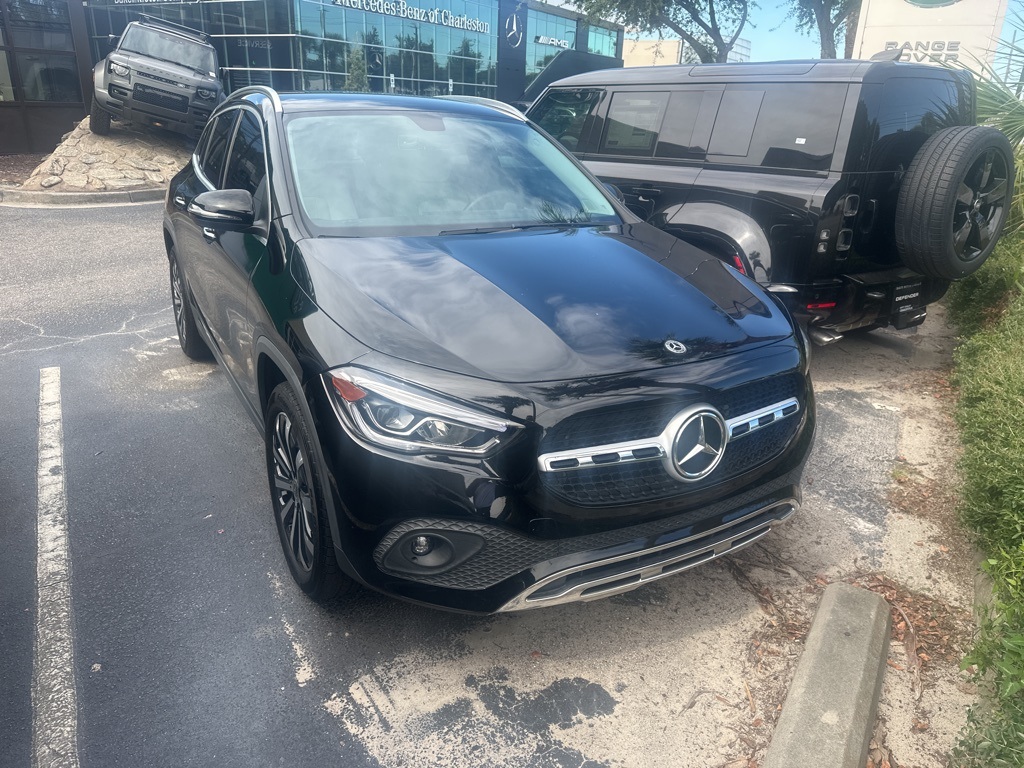 2021 Mercedes Benz GLA 250 4MATIC photo 2