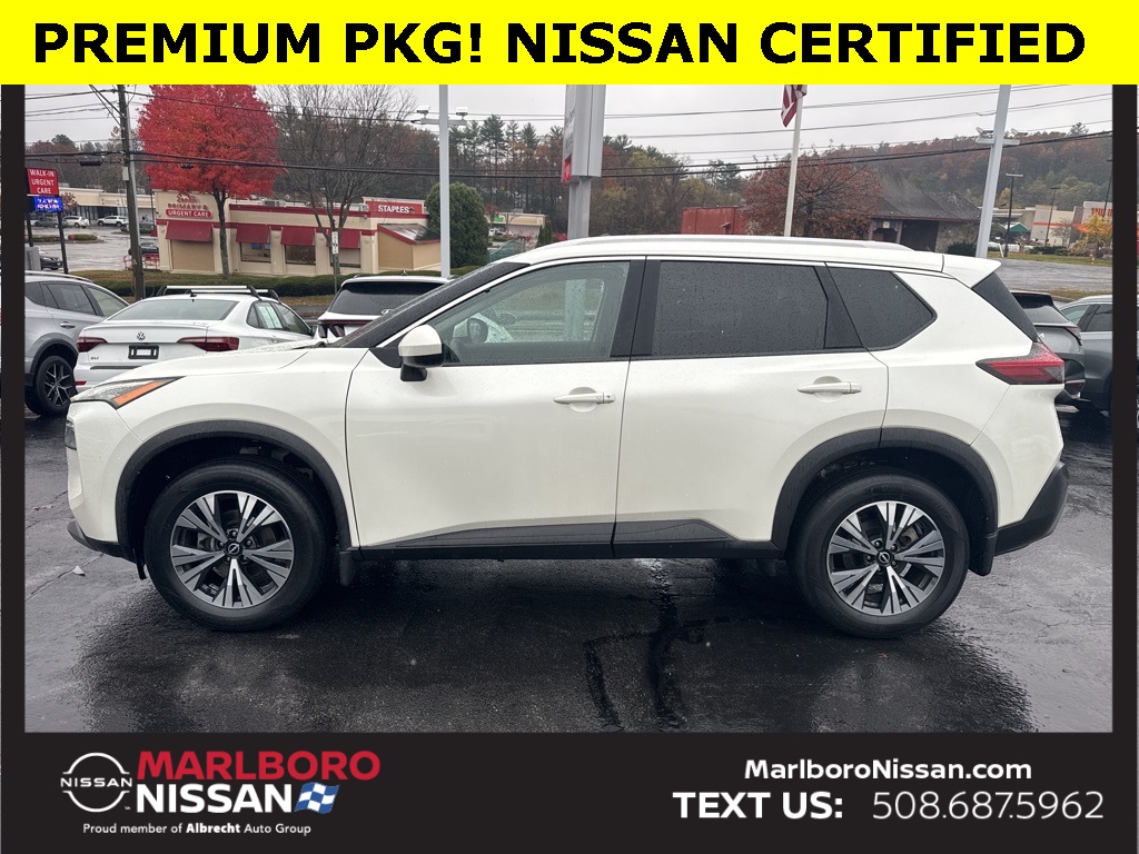 2023 Nissan Rogue SV photo 4