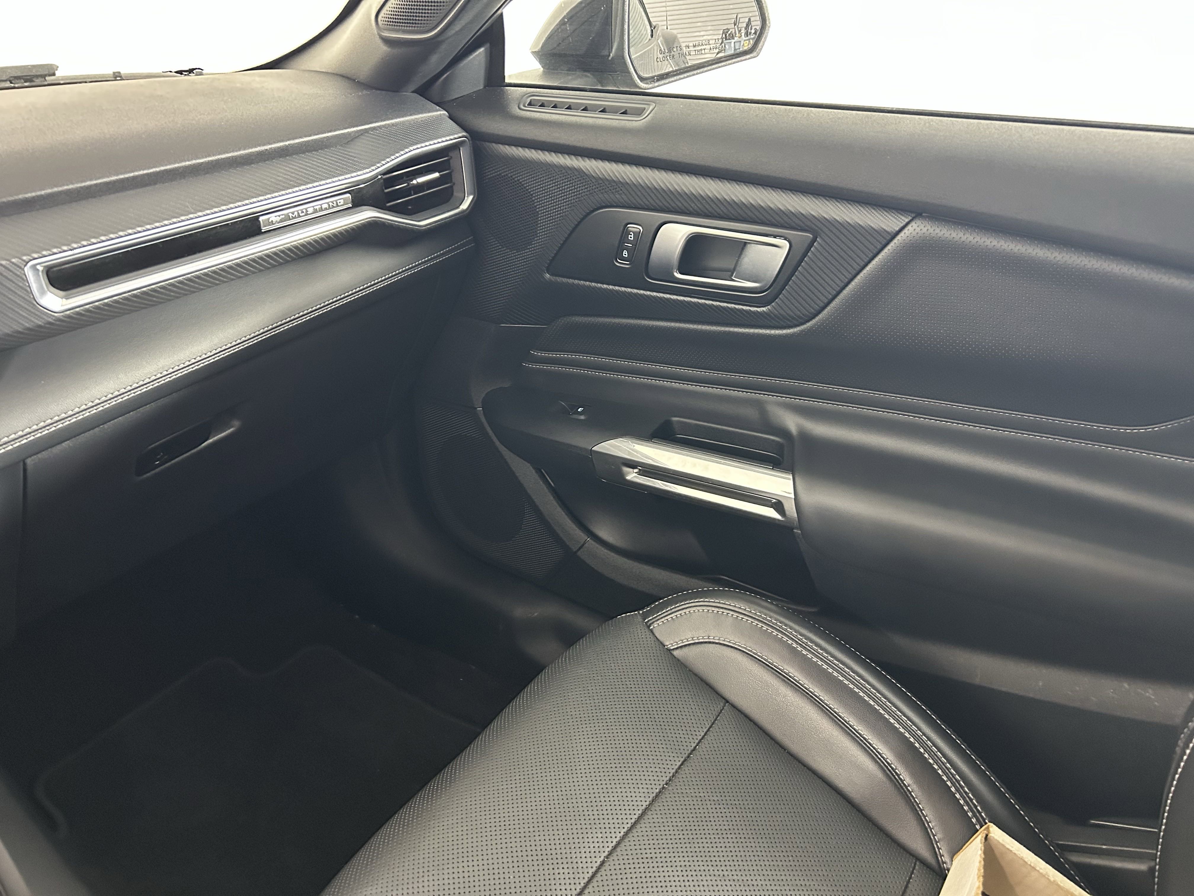 2024 Ford Mustang GT Premium photo 15