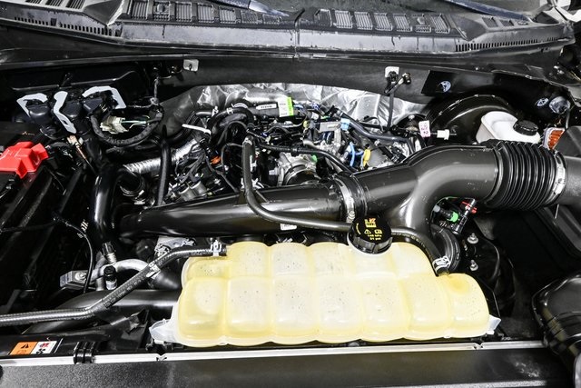 2020 Ford F-150 Lariat photo 25