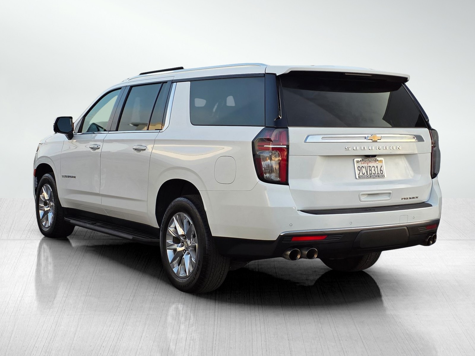 2023 Chevrolet Suburban Premier photo 5