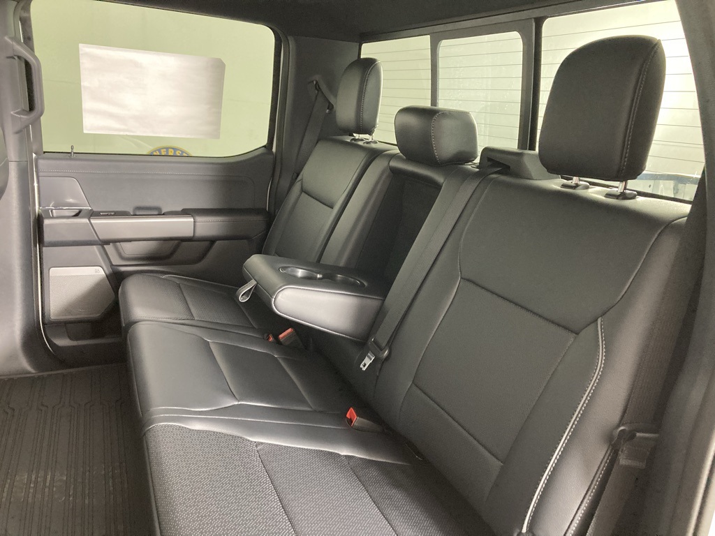 2025 Ford F-150 Lariat photo 13