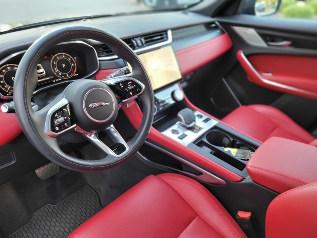 2025 Jaguar F-PACE R-Dynamic S photo 23