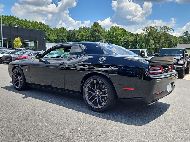 2022 Dodge Challenger R/T Scat Pack photo 3