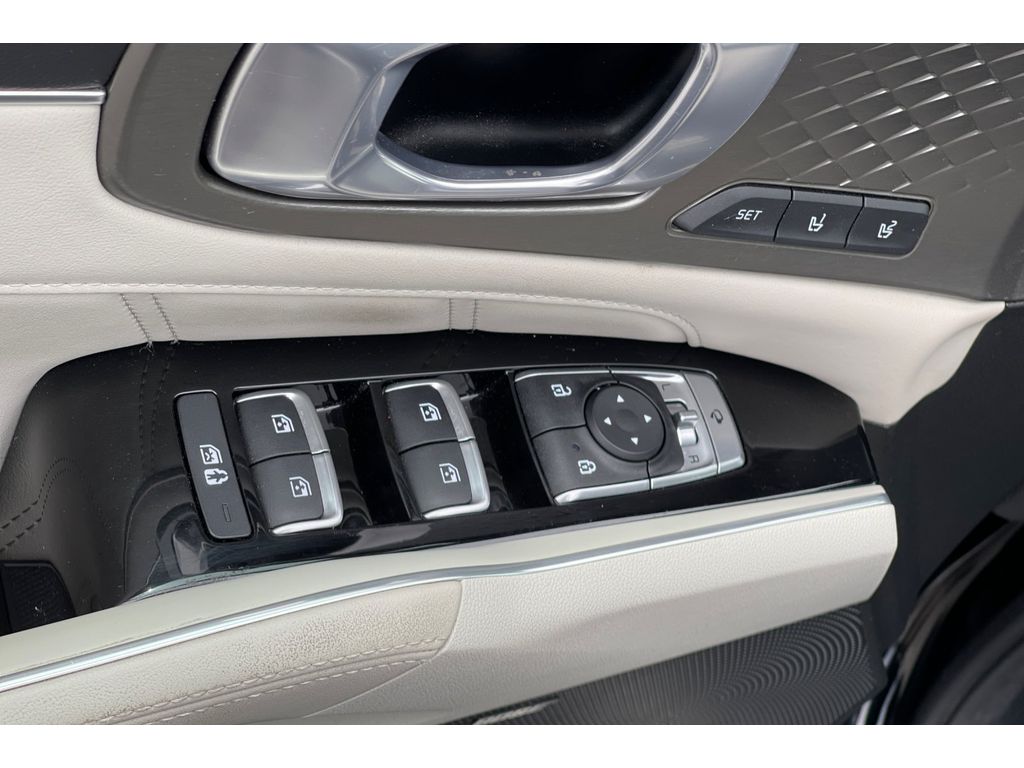 2022 Kia Sorento Plug-In Hybrid SX Prestige photo 11