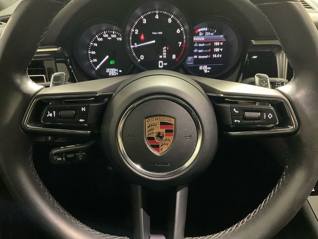 2024 Porsche Macan Base photo 19