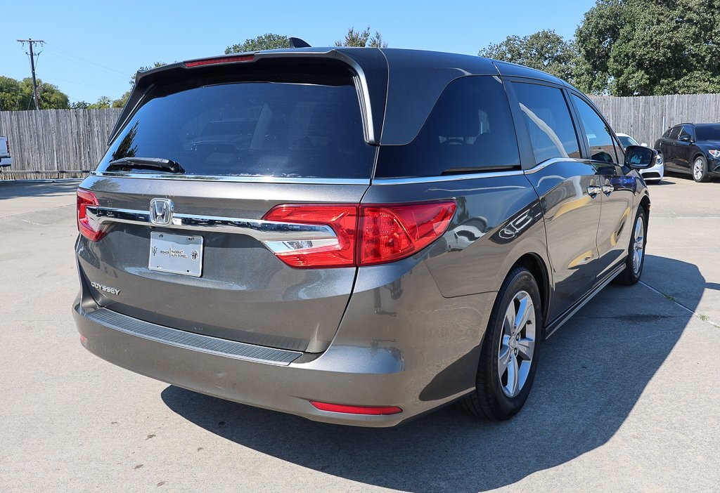2018 Honda Odyssey EX-L photo 3