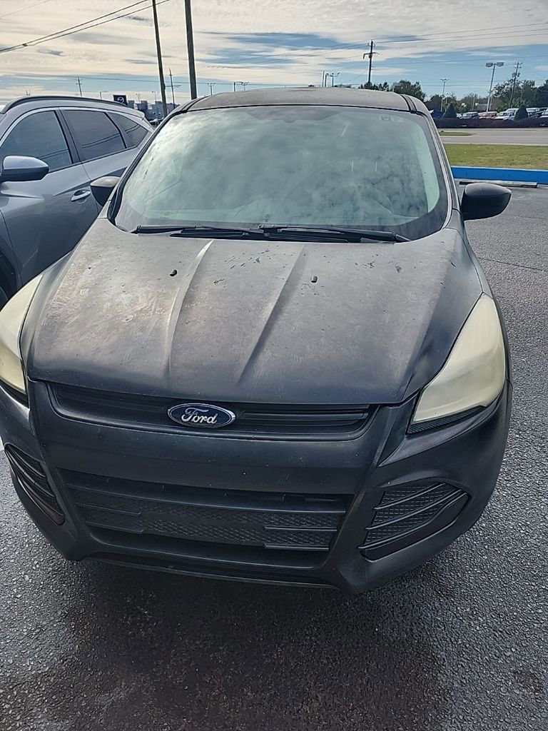 2014 Ford Escape S's photo