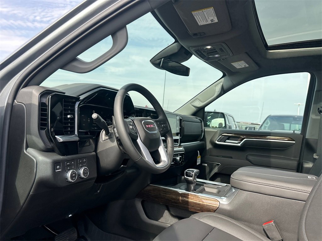 2026 GMC SIERRA - Image 17