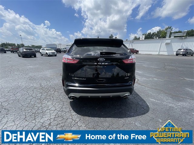 2024 Ford Edge Titanium photo 10