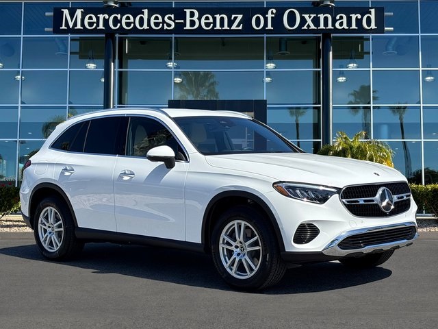 2025 Mercedes-Benz GLC Base's photo