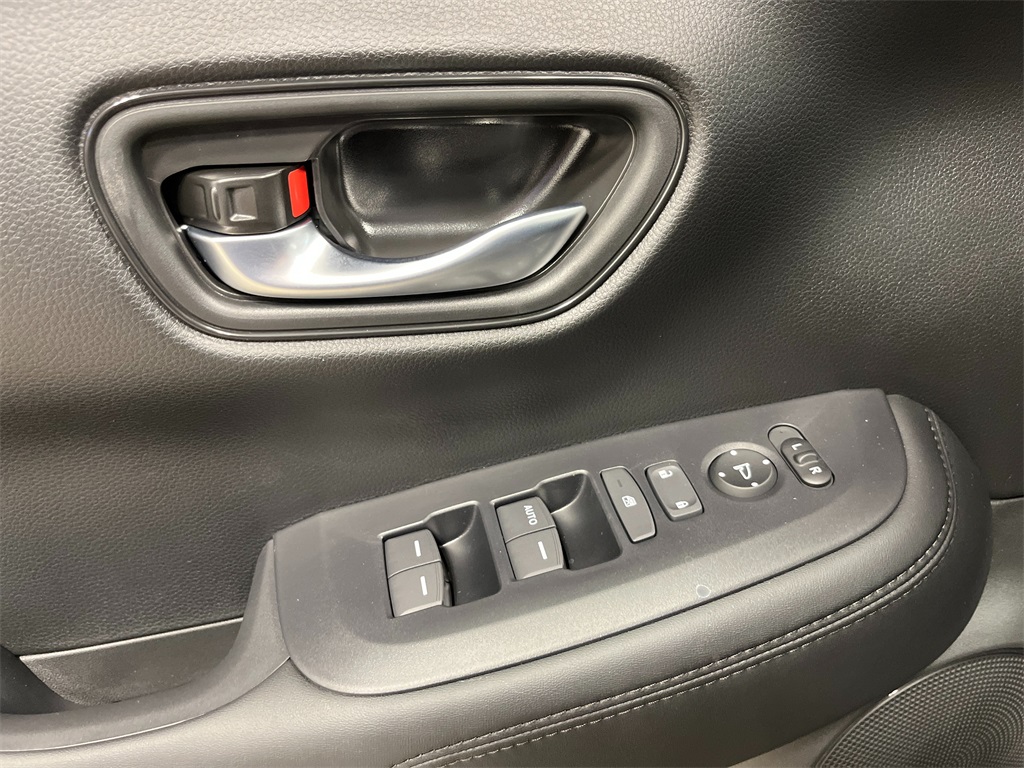 2026 Honda HR-V LX photo 10