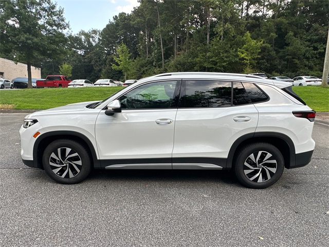 2025 Volkswagen Tiguan S photo 3