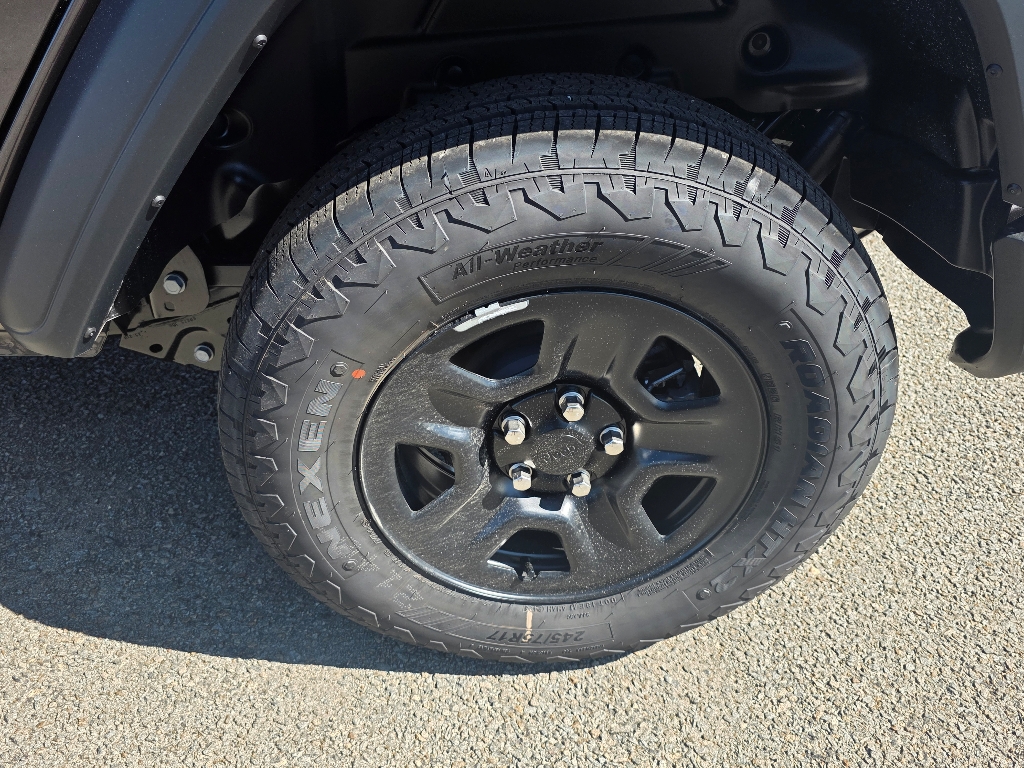2025 Jeep Wrangler Sport photo 4