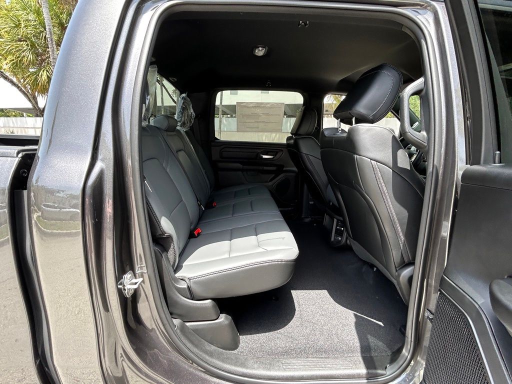 2025 Ram 1500 Tradesman photo 20