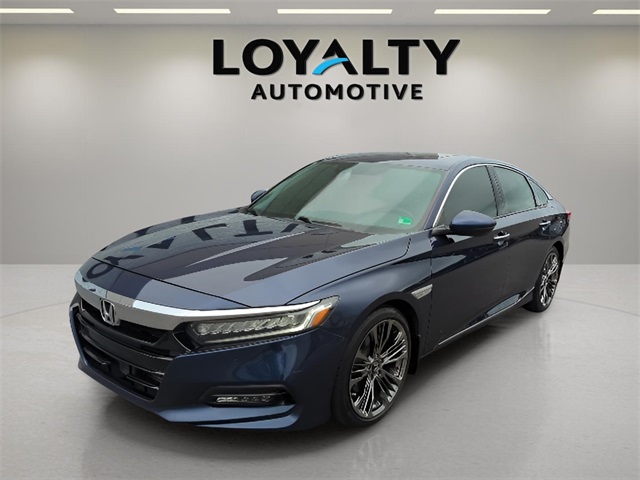 2018 Honda Accord Touring photo 3