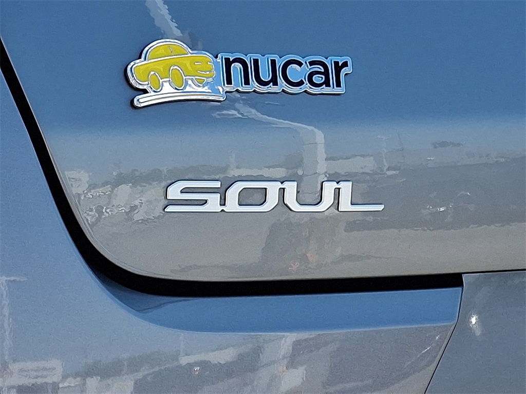 2025 Kia Soul S photo 24