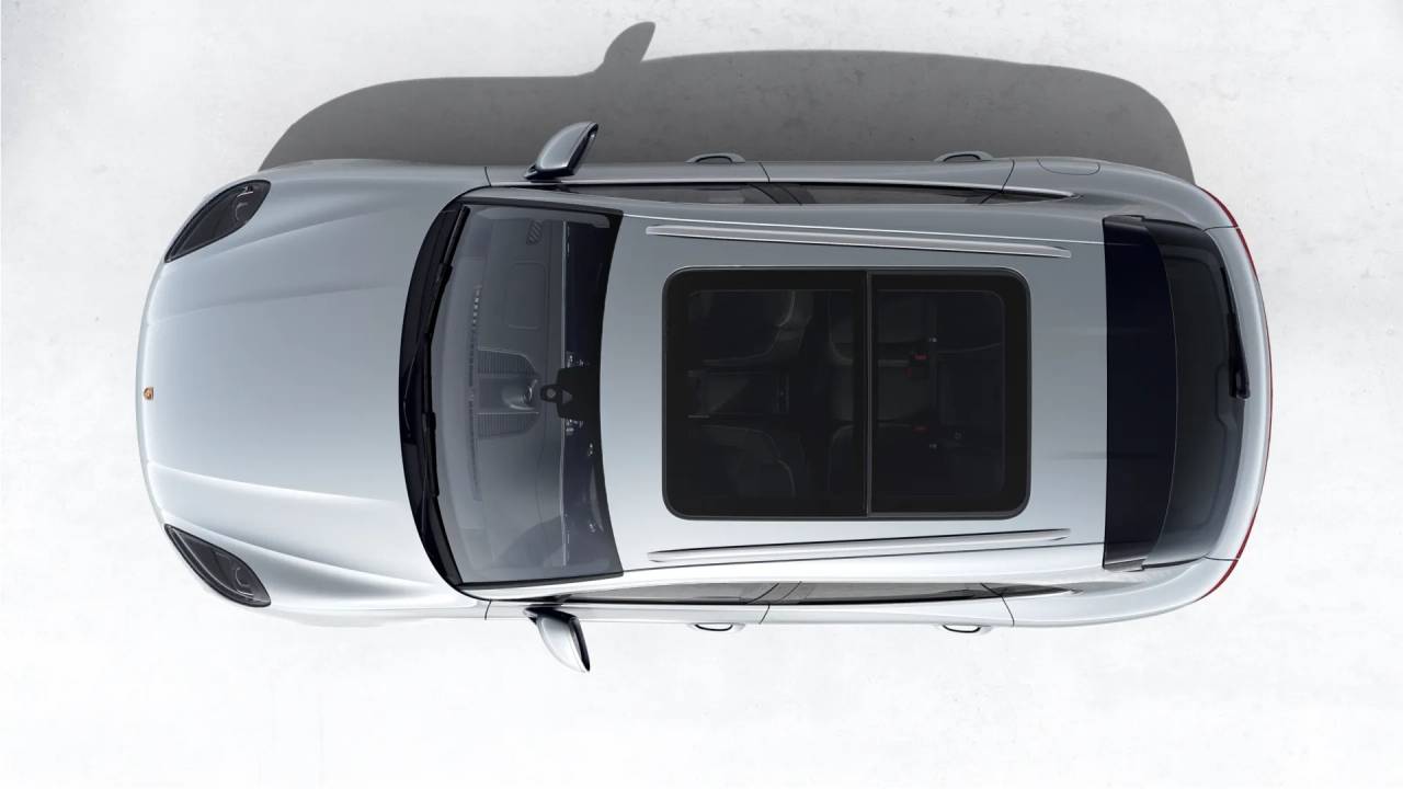 2026 Porsche Macan T photo 6