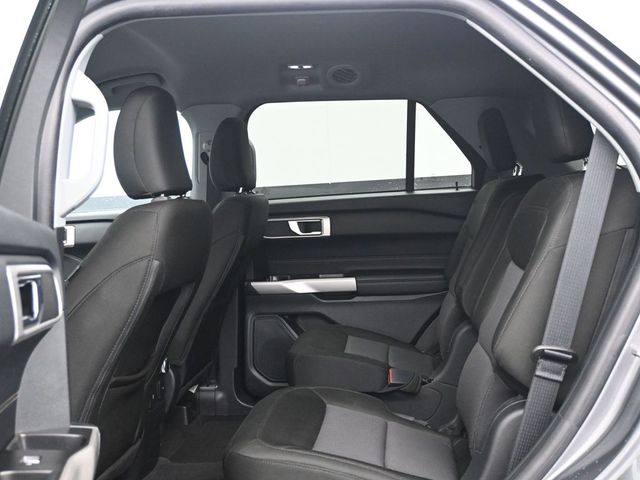 2022 Ford Explorer XLT photo 3