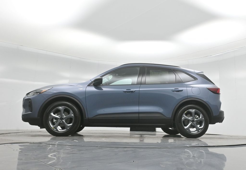 2025 Ford Escape Hybrid ST-Line