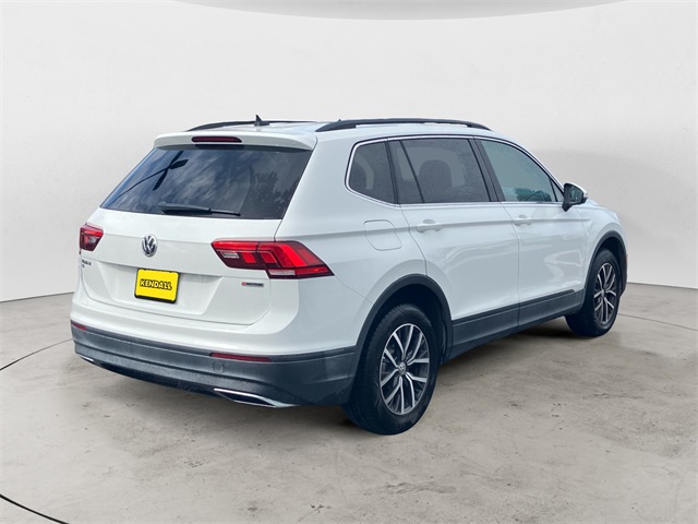 2019 Volkswagen Tiguan SEL R-Line photo 4