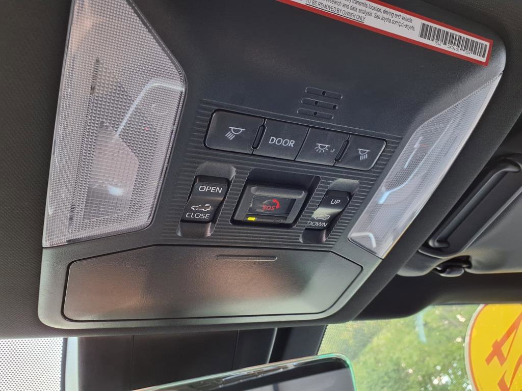2024 Toyota RAV4 Prime SE photo 19