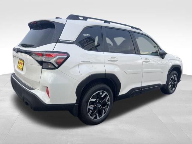 2025 Subaru Forester Premium Base photo 4