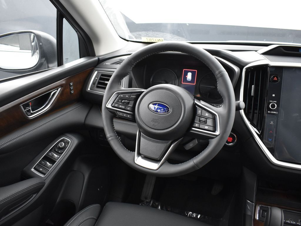 2025 Subaru Ascent Touring photo 13