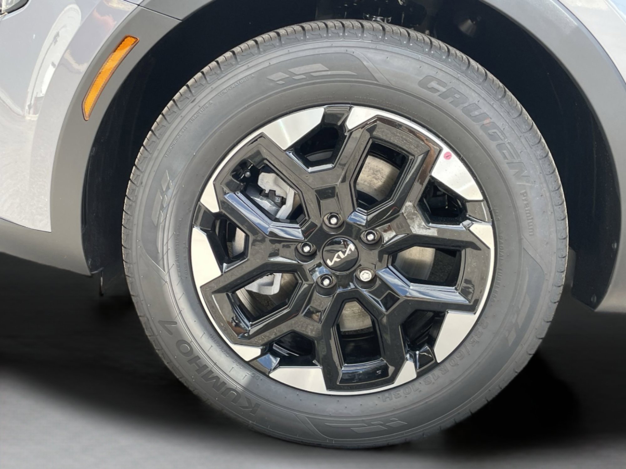 2025 Kia Sorento S photo 27