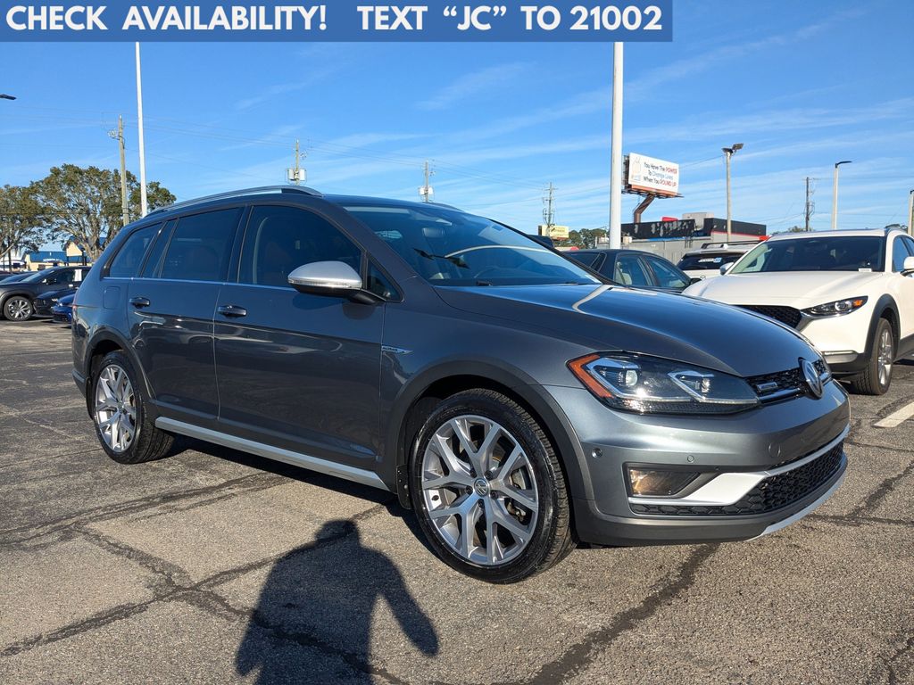 2018 Volkswagen Golf Alltrack Alltrack SEL's photo