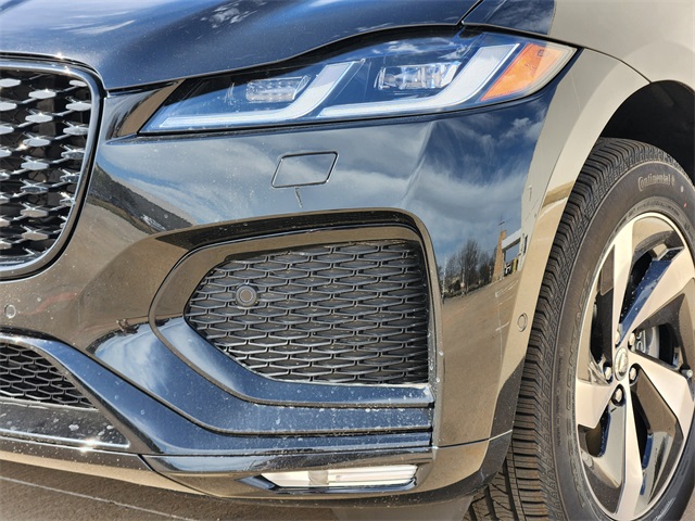 2026 Jaguar F-PACE P250 R-Dynamic S photo 8