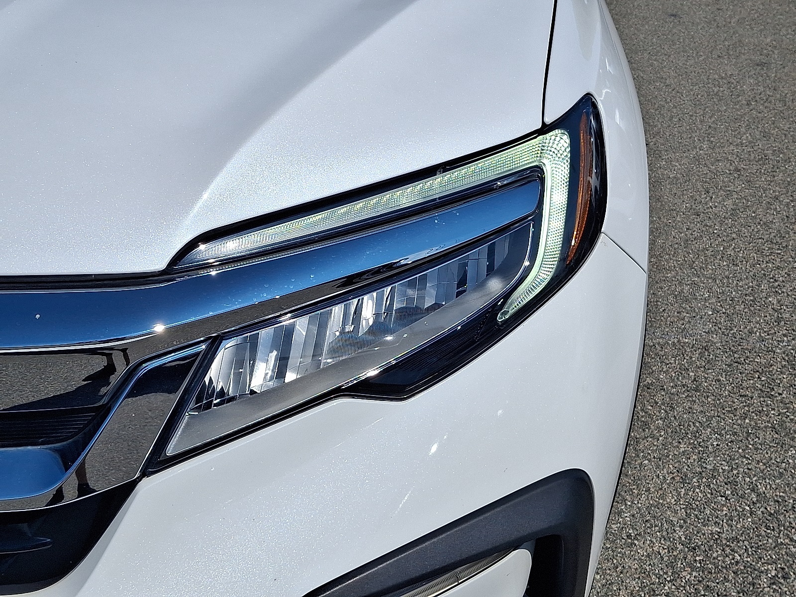 2022 Honda Pilot Touring photo 9