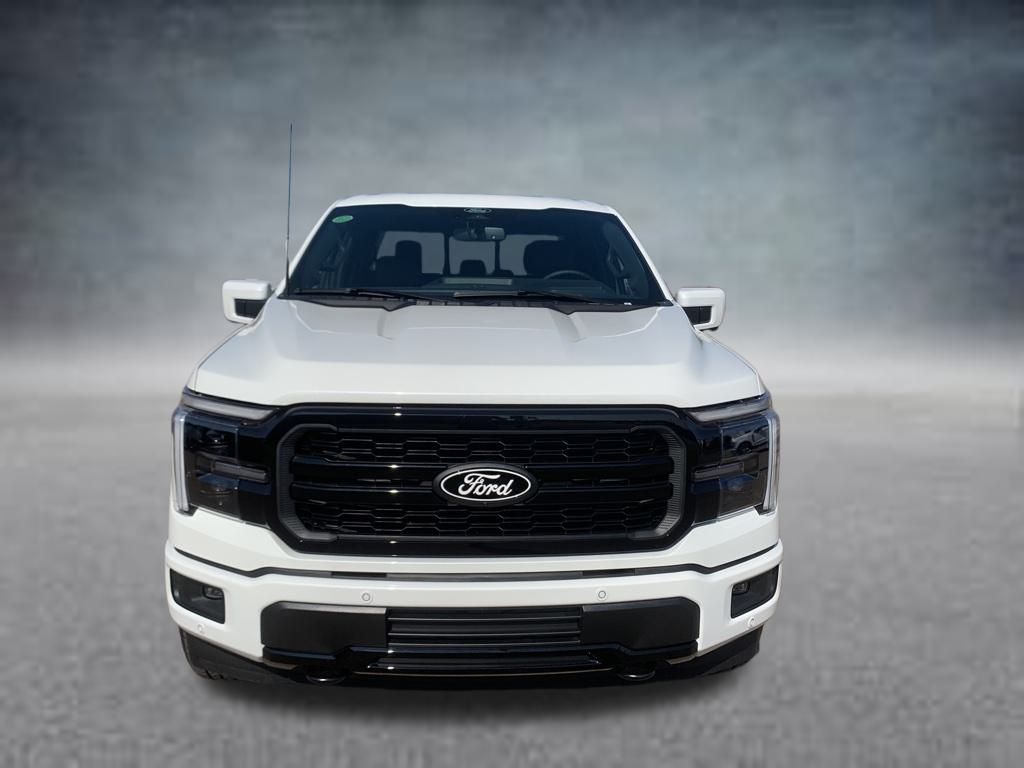 2025 Ford F-150 Lariat photo 2
