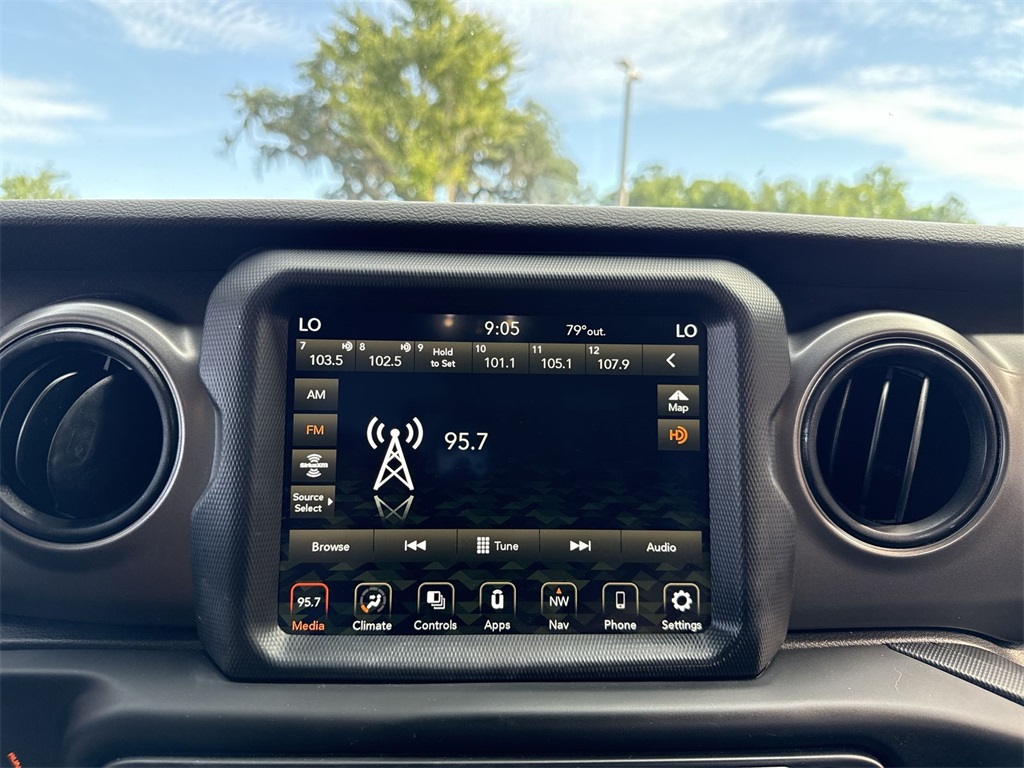 2023 Jeep Wrangler Sport S photo 20
