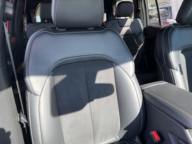 2024 Jeep Grand Cherokee Altitude photo 34
