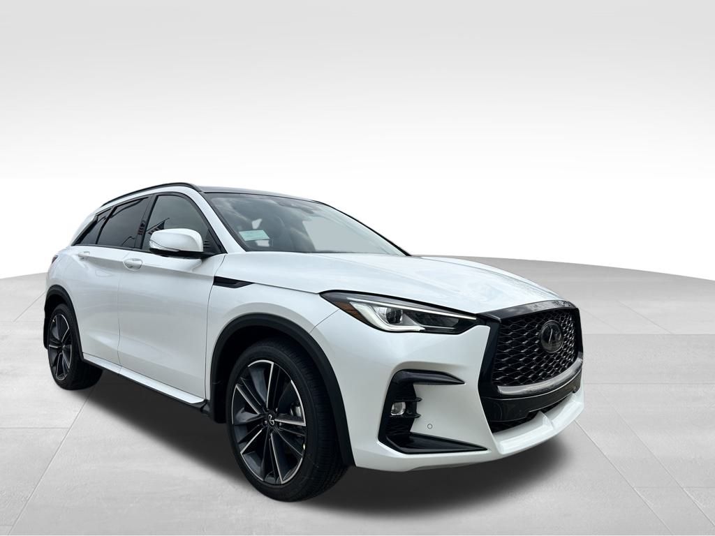 2025 Infiniti QX50 SPORT photo 3