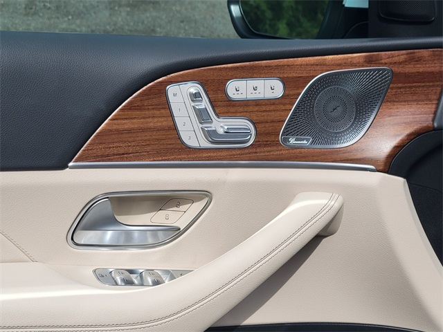 2026 Mercedes Benz GLE 450 4MATIC photo 16