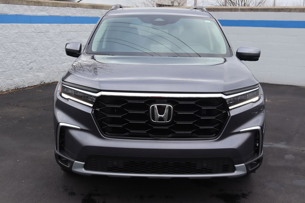 2025 Honda Pilot Touring photo 7