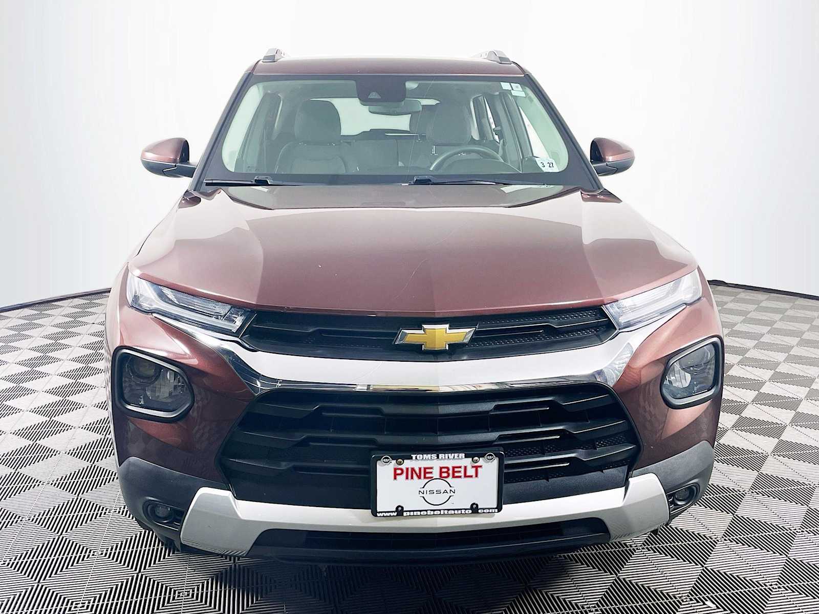 2022 Chevrolet Trailblazer LT photo 2