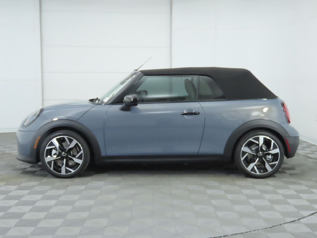 2026 Mini Cooper Convertible Iconic photo 16