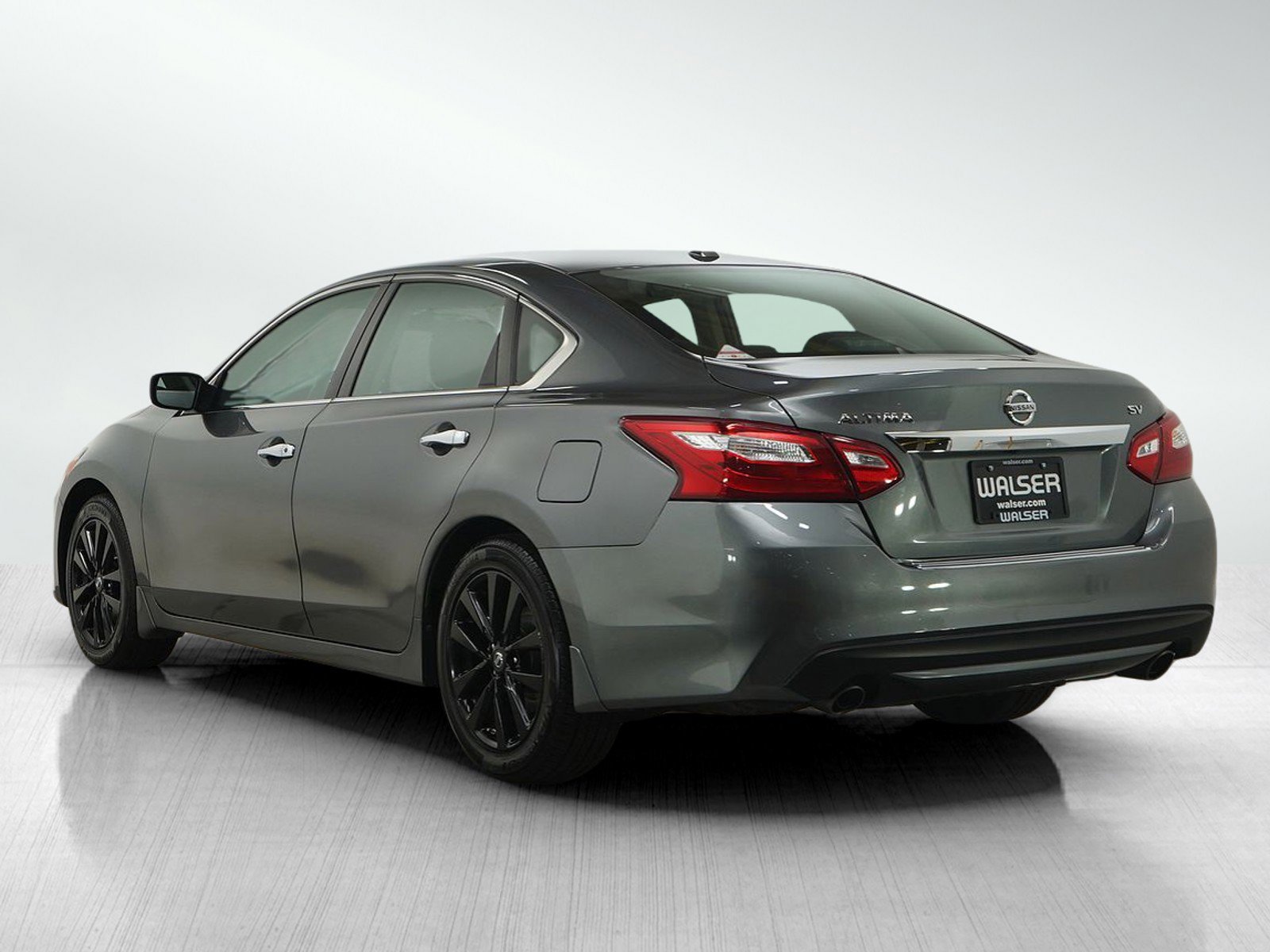 2016 Nissan Altima 2.5 SV photo 3