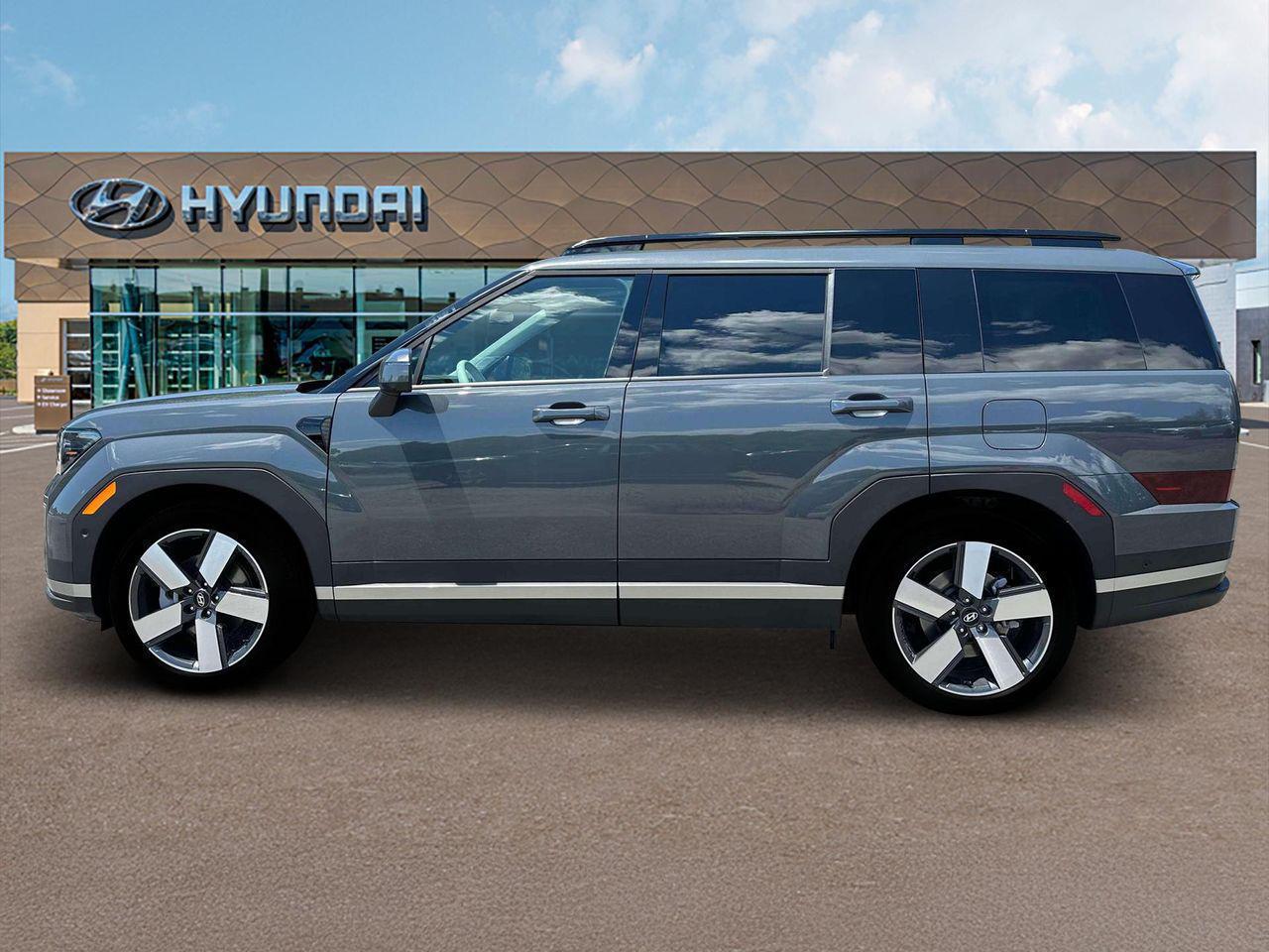 2025 Hyundai Santa Fe Limited photo 2