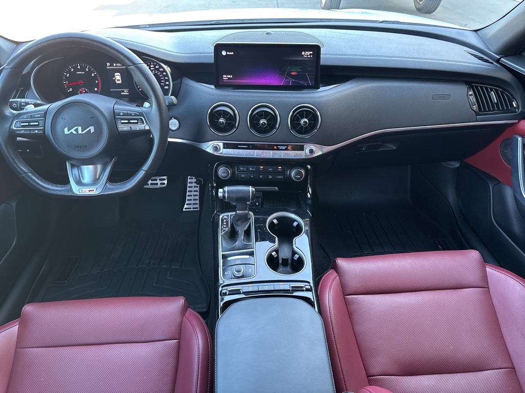2022 Kia Stinger GT-Line photo 17