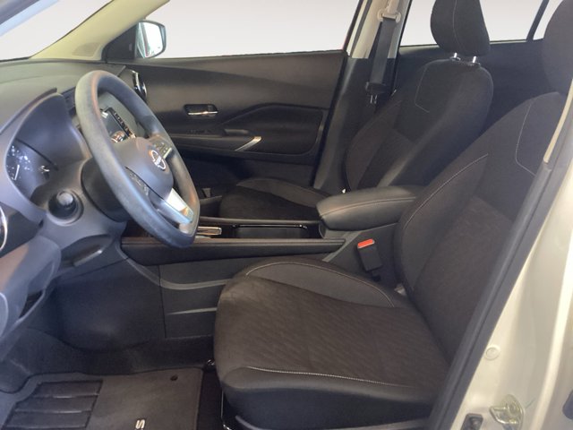 2023 Nissan Kicks SV photo 9