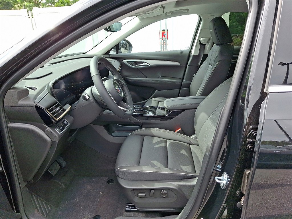 2025 Buick Envision Avenir photo 6