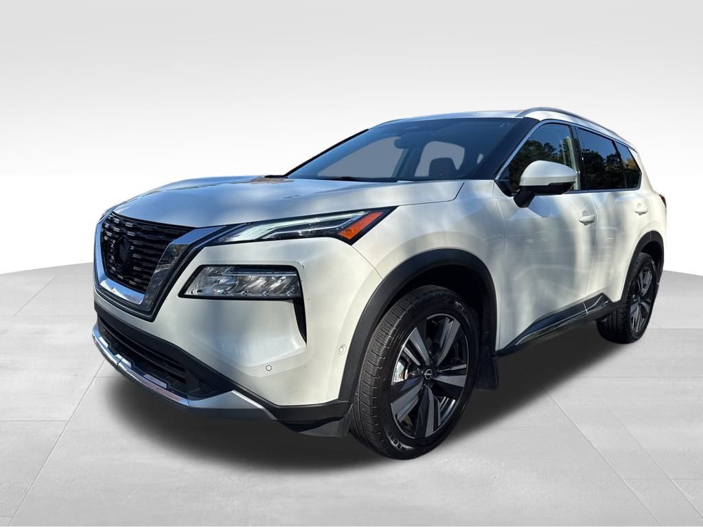 2023 Nissan Rogue Platinum's photo