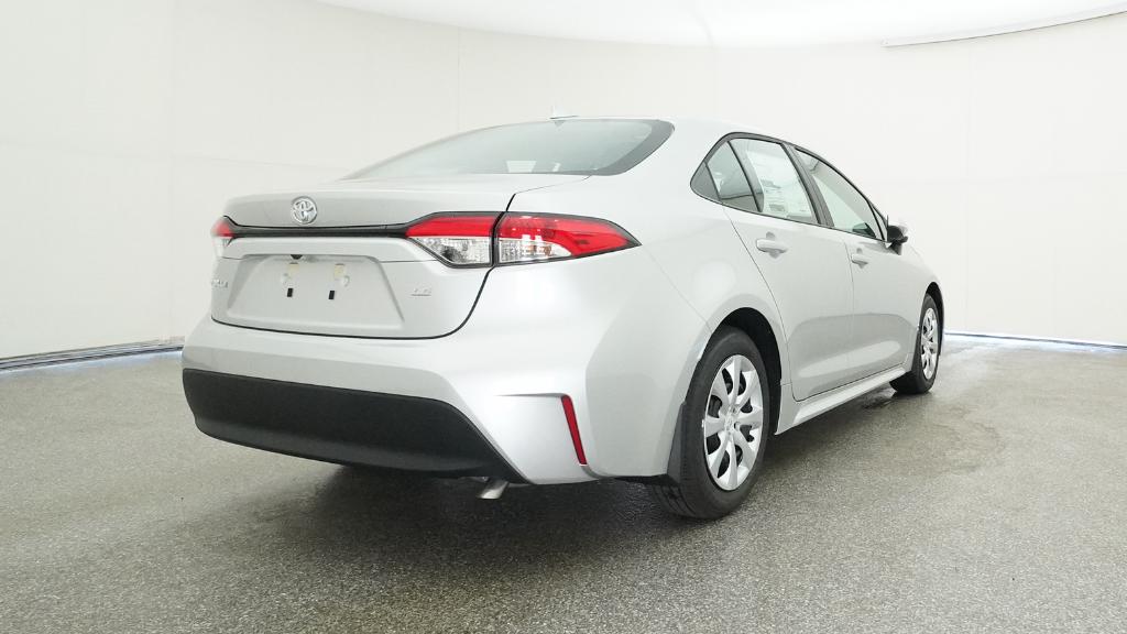 2025 Toyota Corolla LE photo 20