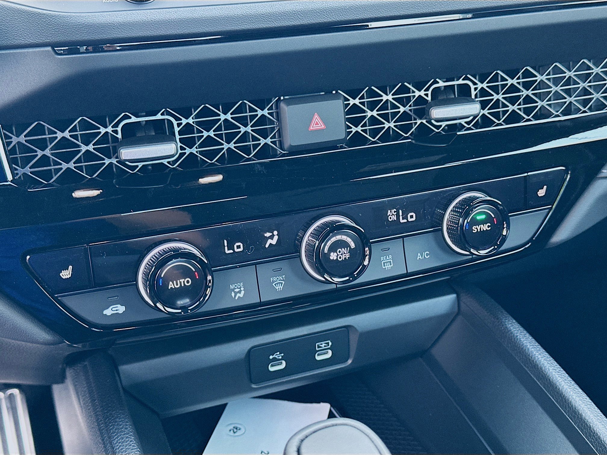 2025 Honda Accord Hybrid Sport photo 12
